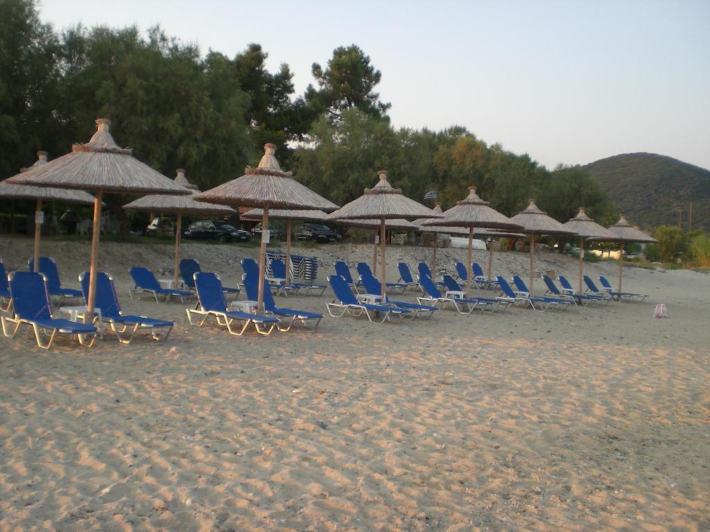 Eleni Rooms Develiki Ierissos Exterior foto